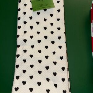 Kate Spade Black and White Heart Kitchen Towels